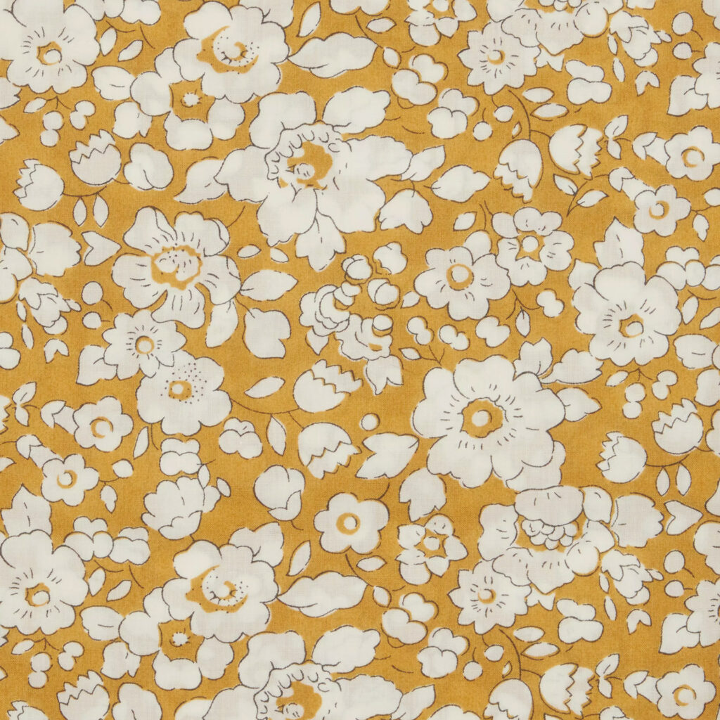 Tissu Liberty - Betsy Boo fond moutarde